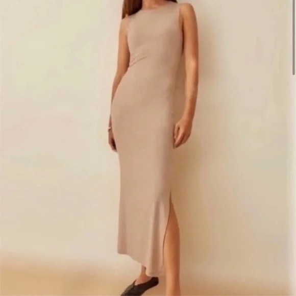 Reformation Dresses & Skirts - Reformation Jeans Nila Maxi Dress Taupe Beige Side Slits Casual Women’s Large